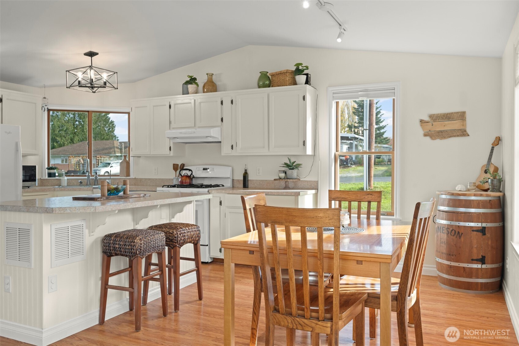 650 NE Otis Street, Coupeville, WA 98239