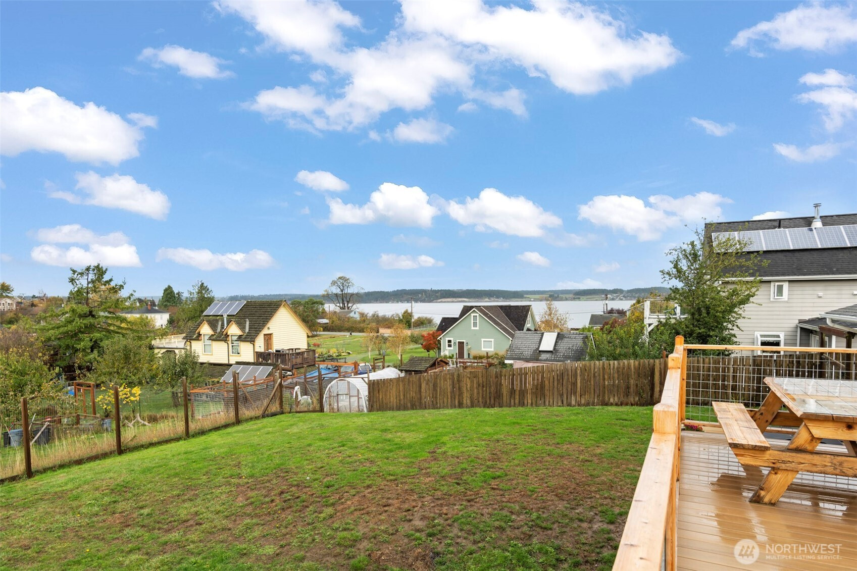 650 NE Otis Street, Coupeville, WA 98239