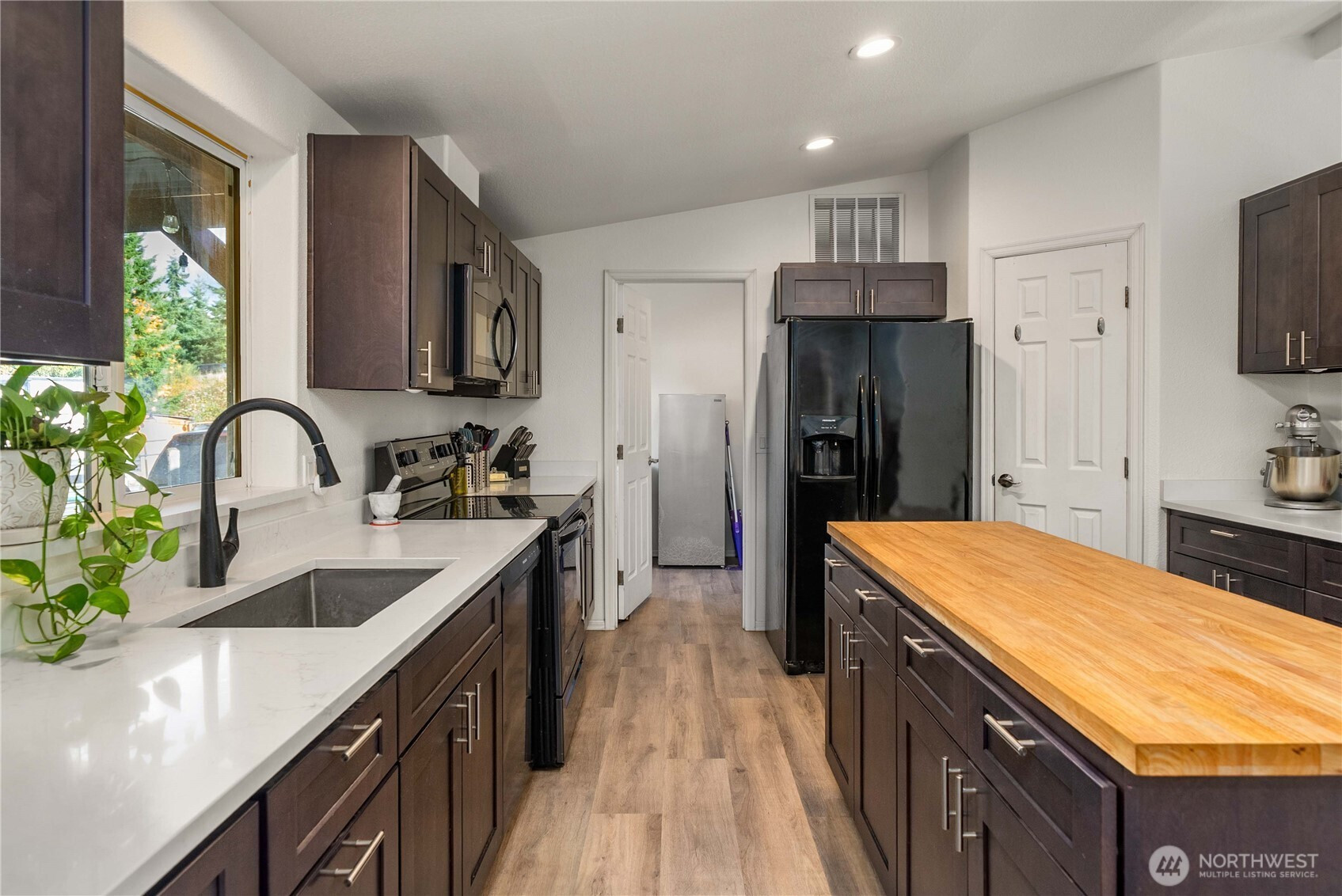 10125 237th Street Ct E, Graham, WA 98338