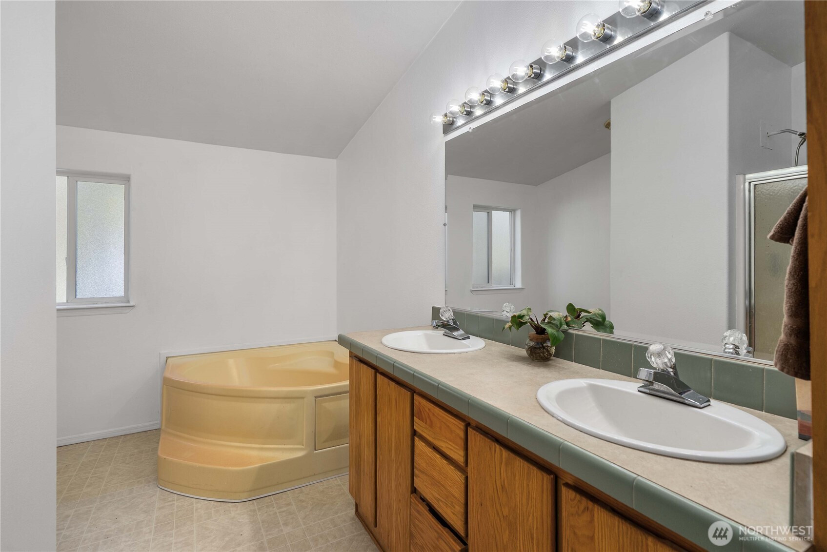 10125 237th Street Ct E, Graham, WA 98338