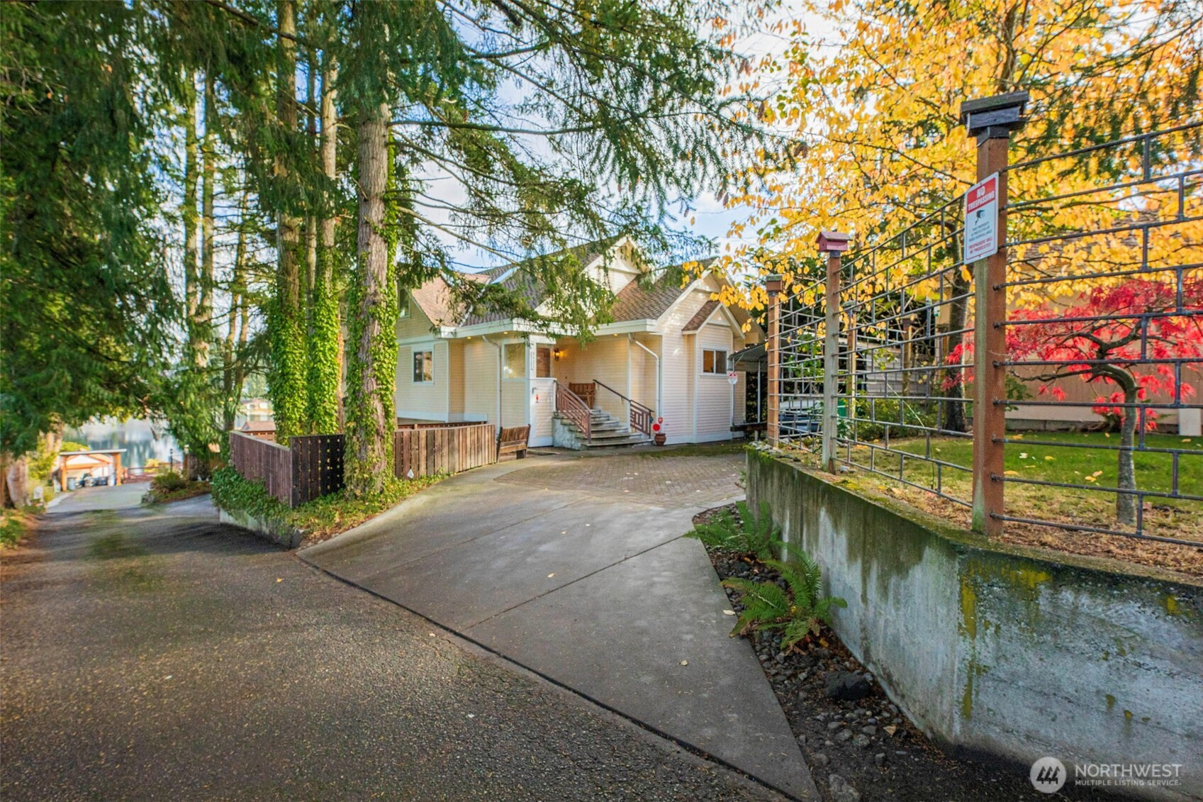 3821 Shelby Road, Lynnwood, WA 98087