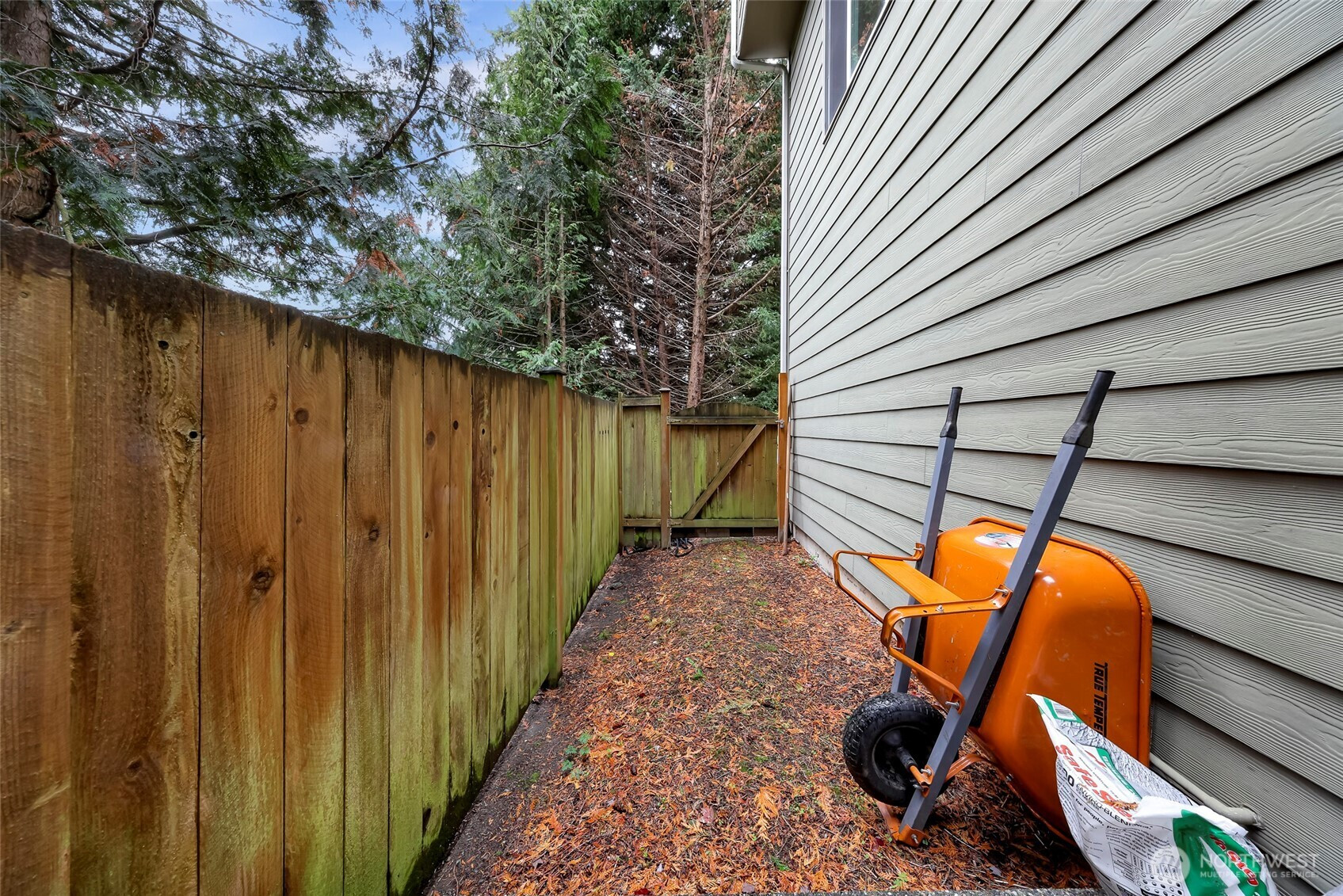 229 Dorn Avenue, Everett, WA 98208