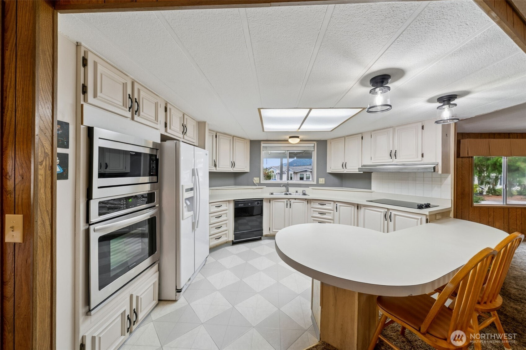 2234 Sunset Avenue, Enumclaw, WA 98022