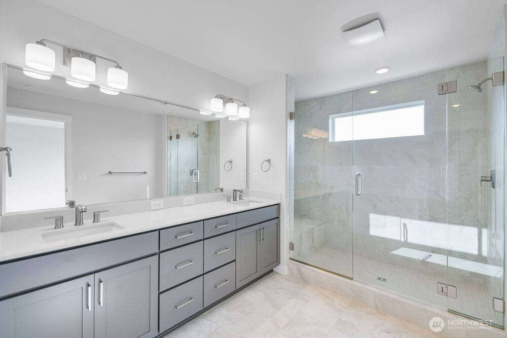 13209 NE 127th Way, Kirkland, WA 98034