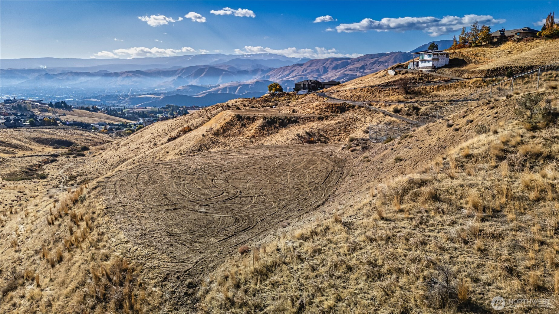 180 Sequoia Lane, Wenatchee, WA 98801