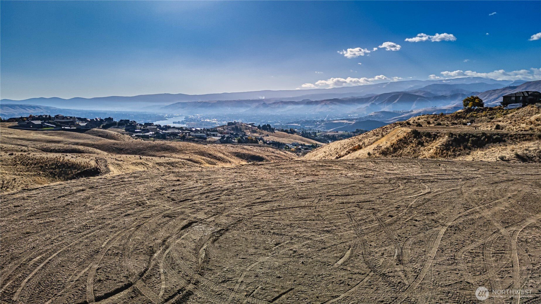 180 Sequoia Lane, Wenatchee, WA 98801