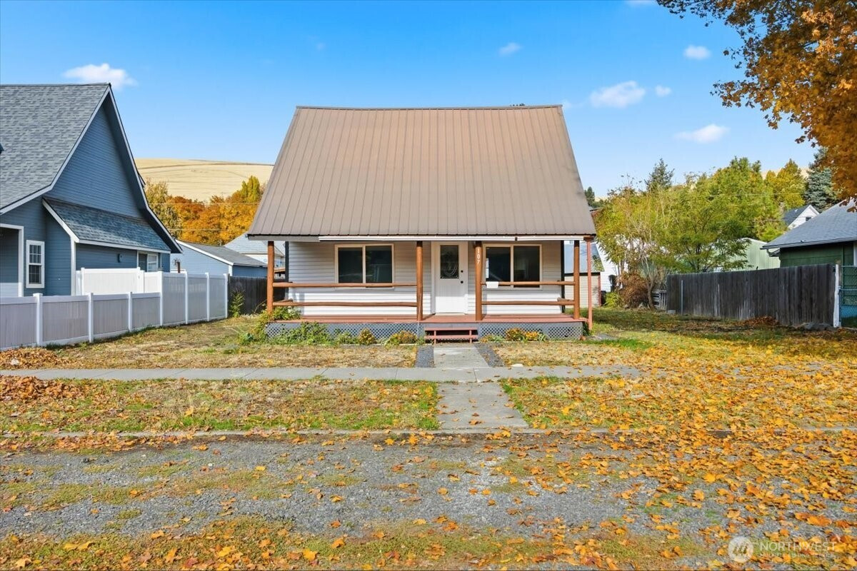 107 E Richmond, Dayton, WA 99328