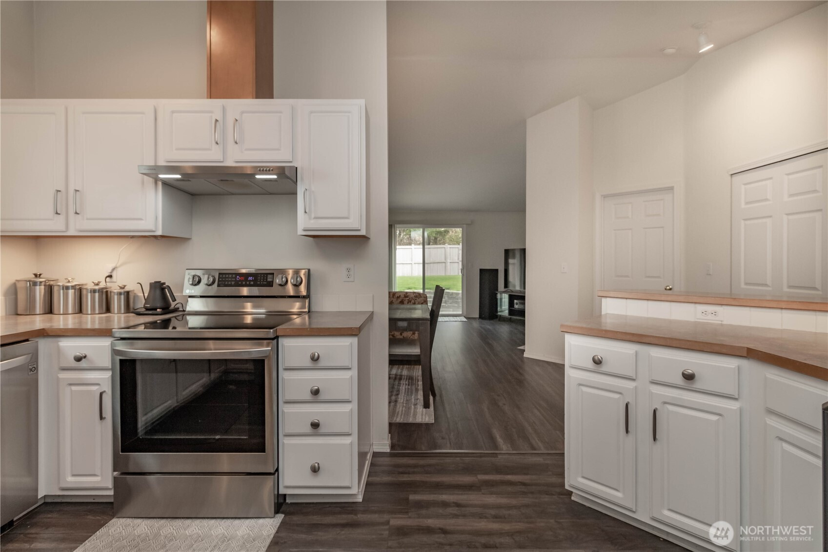 8119 117th Street Ct E, Puyallup, WA 98373