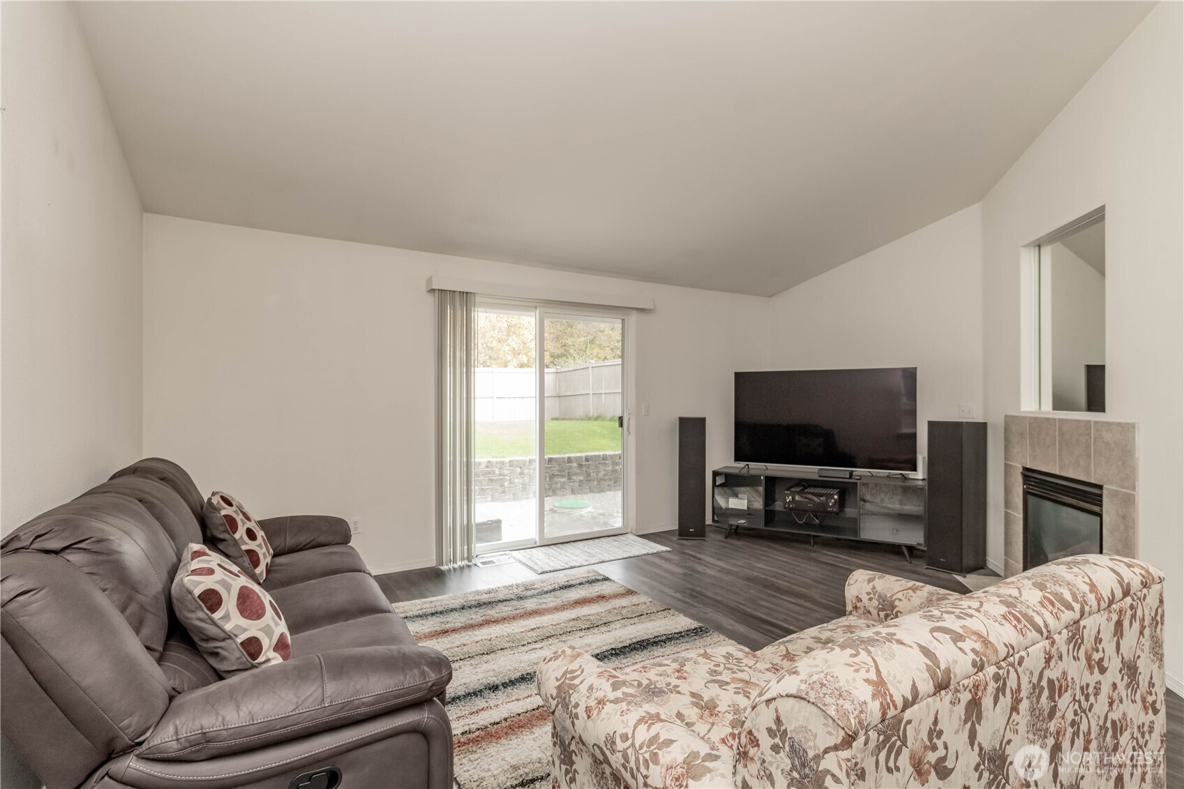 8119 117th Street Ct E, Puyallup, WA 98373