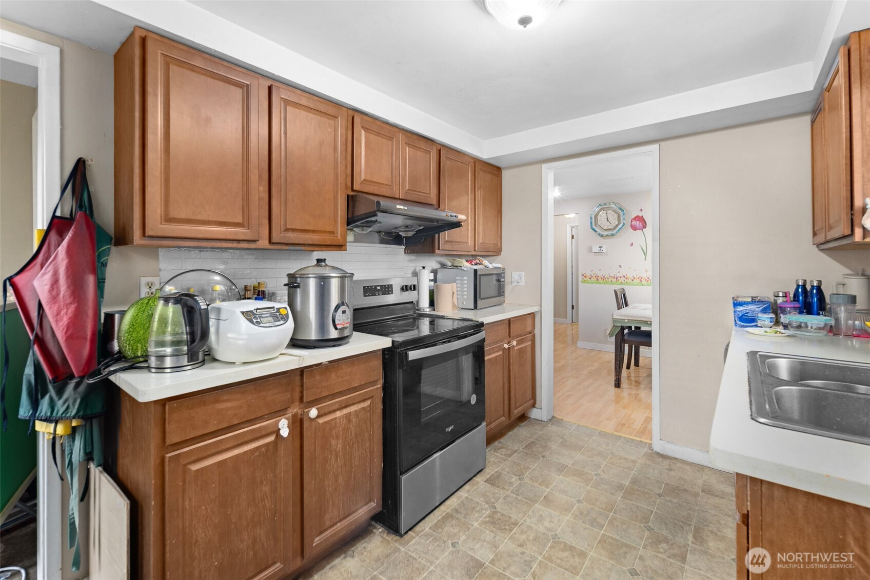 6107 S 124th Street, Seattle, WA 98178