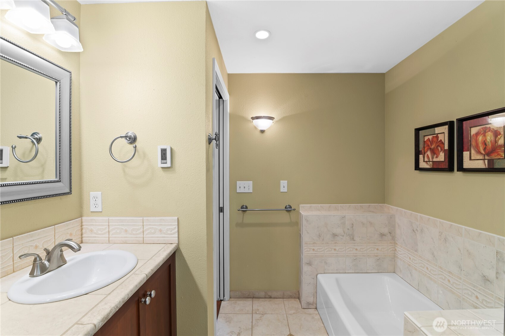 10632 39th Drive NE, Marysville, WA 98271