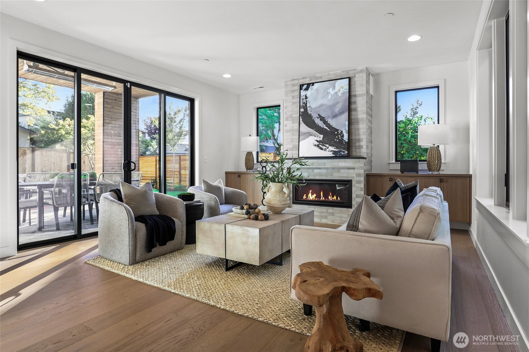 912 18th Avenue W, Kirkland, WA 98033