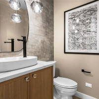 912 18th Avenue W, Kirkland, WA 98033