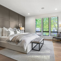 912 18th Avenue W, Kirkland, WA 98033