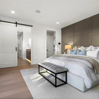 912 18th Avenue W, Kirkland, WA 98033