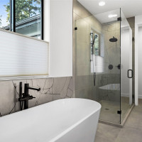 912 18th Avenue W, Kirkland, WA 98033