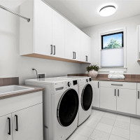 912 18th Avenue W, Kirkland, WA 98033