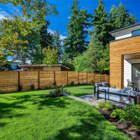 912 18th Avenue W, Kirkland, WA 98033