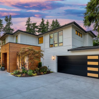 912 18th Avenue W, Kirkland, WA 98033