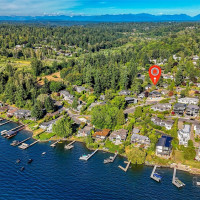 912 18th Avenue W, Kirkland, WA 98033