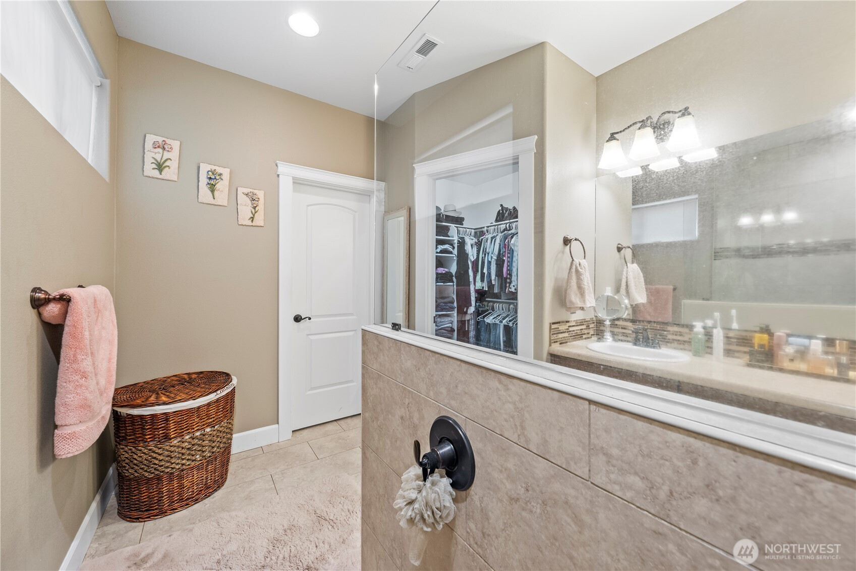 1830 E Madera Street, Othello, WA 99344