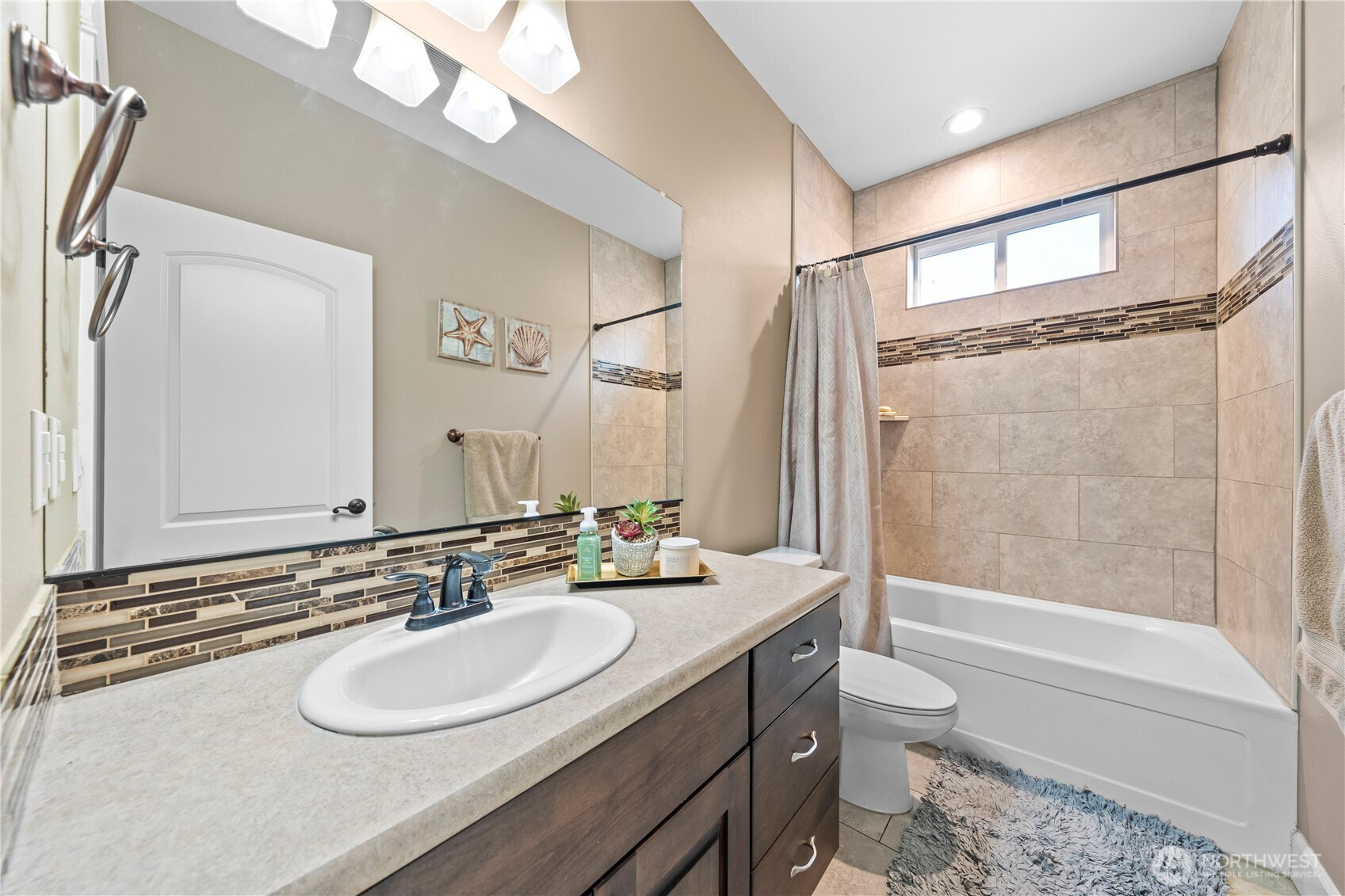 1830 E Madera Street, Othello, WA 99344