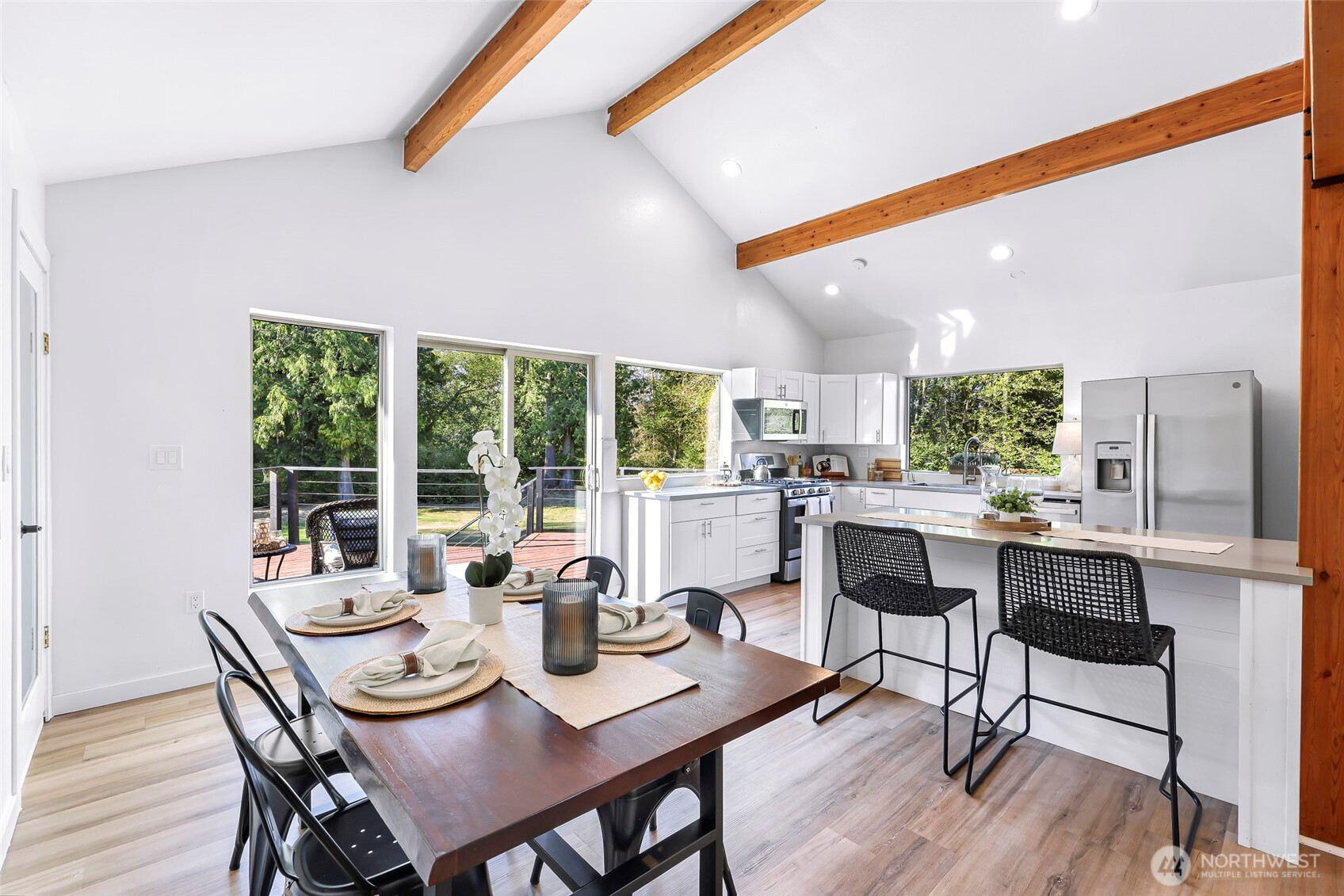 4104 Loomis Trail Road, Blaine, WA 98230