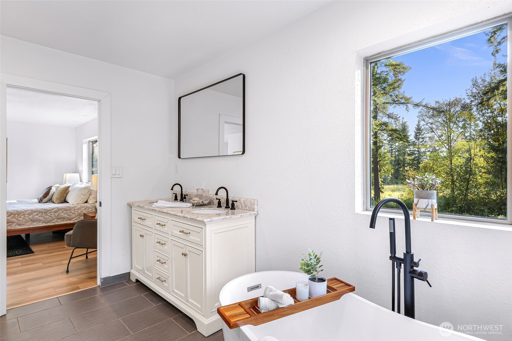 4104 Loomis Trail Road, Blaine, WA 98230