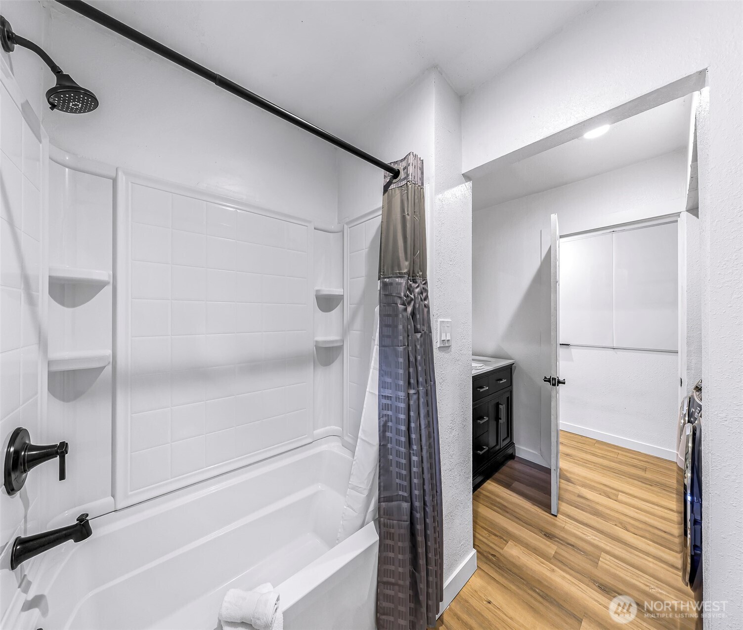 4104 Loomis Trail Road, Blaine, WA 98230