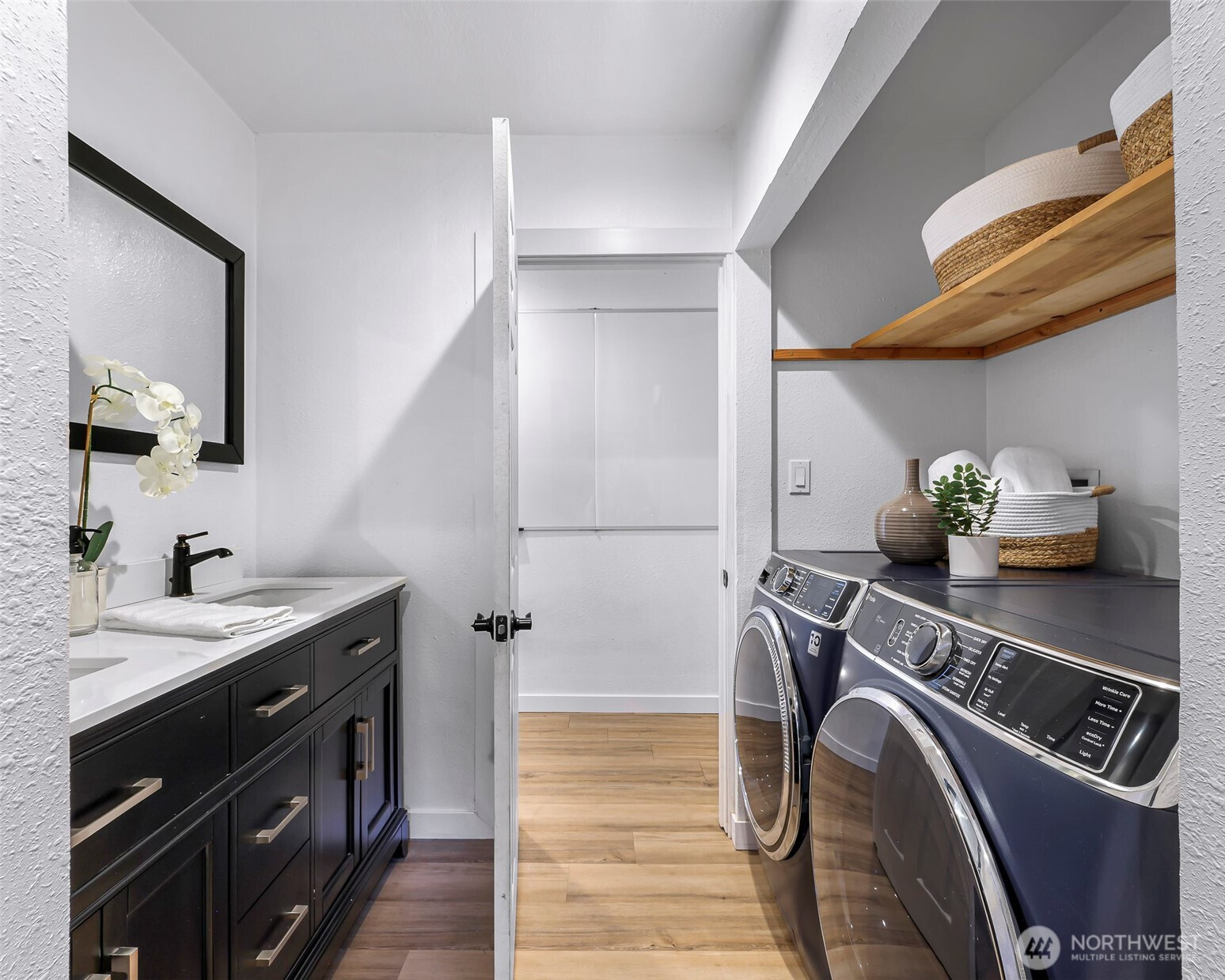 4104 Loomis Trail Road, Blaine, WA 98230