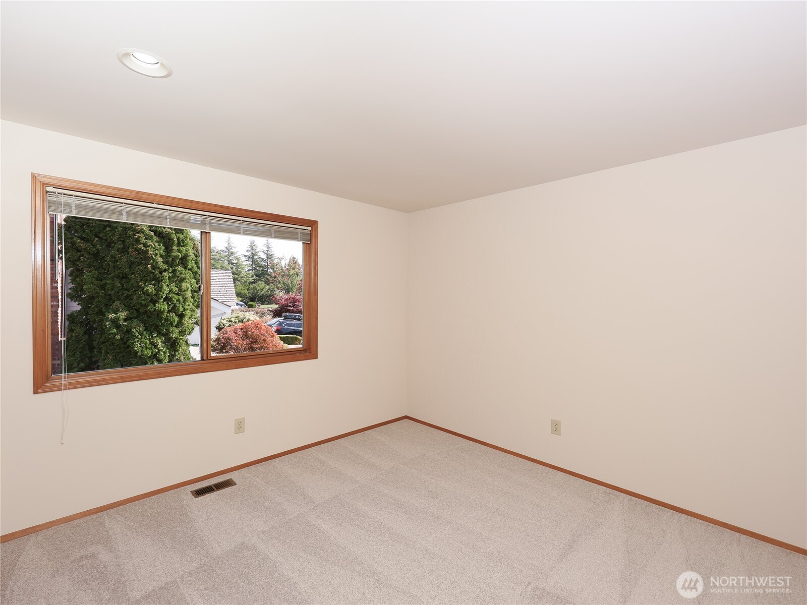 10705 57th Place W, Mukilteo, WA 98275