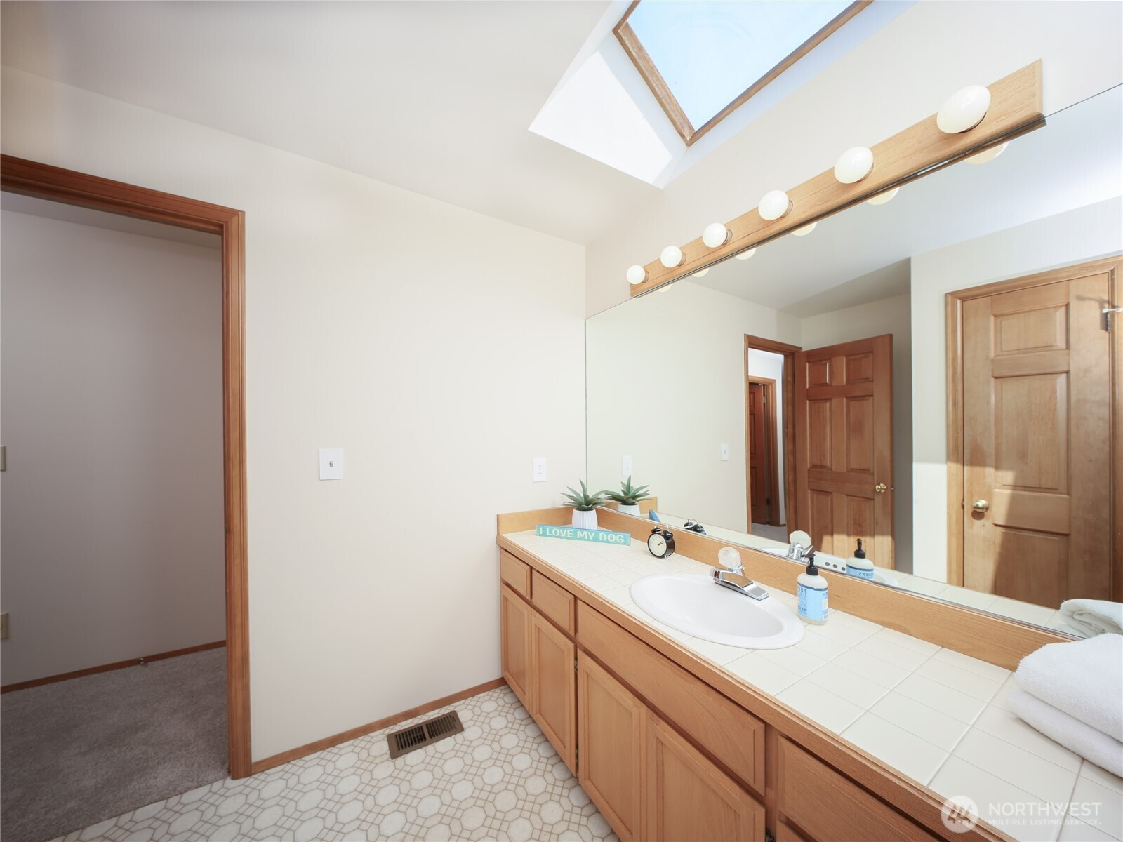 10705 57th Place W, Mukilteo, WA 98275