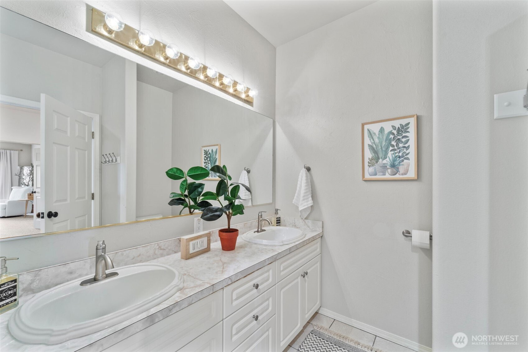 4949 Rau Lane, Richland, WA 99352