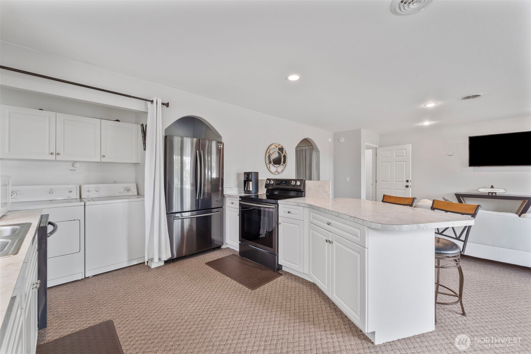 4949 Rau Lane, Richland, WA 99352