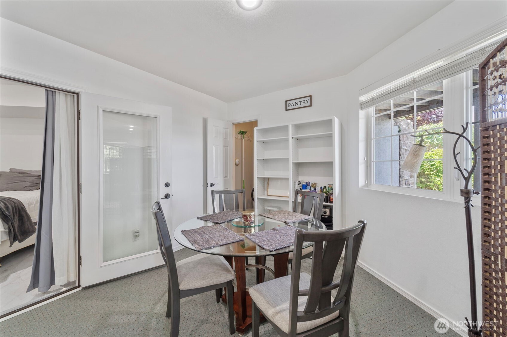 4949 Rau Lane, Richland, WA 99352