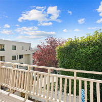 561 Lee Street, Seattle, WA 98109