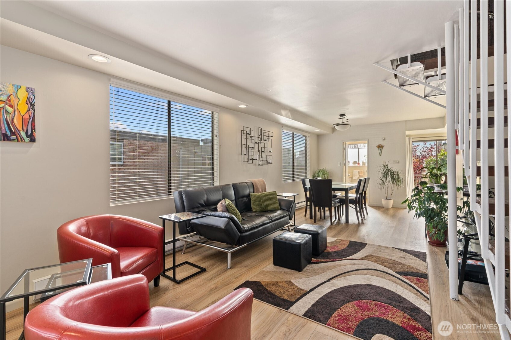 561 Lee Street, Seattle, WA 98109