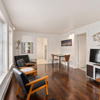 561 Lee Street, Seattle, WA 98109