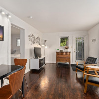 561 Lee Street, Seattle, WA 98109