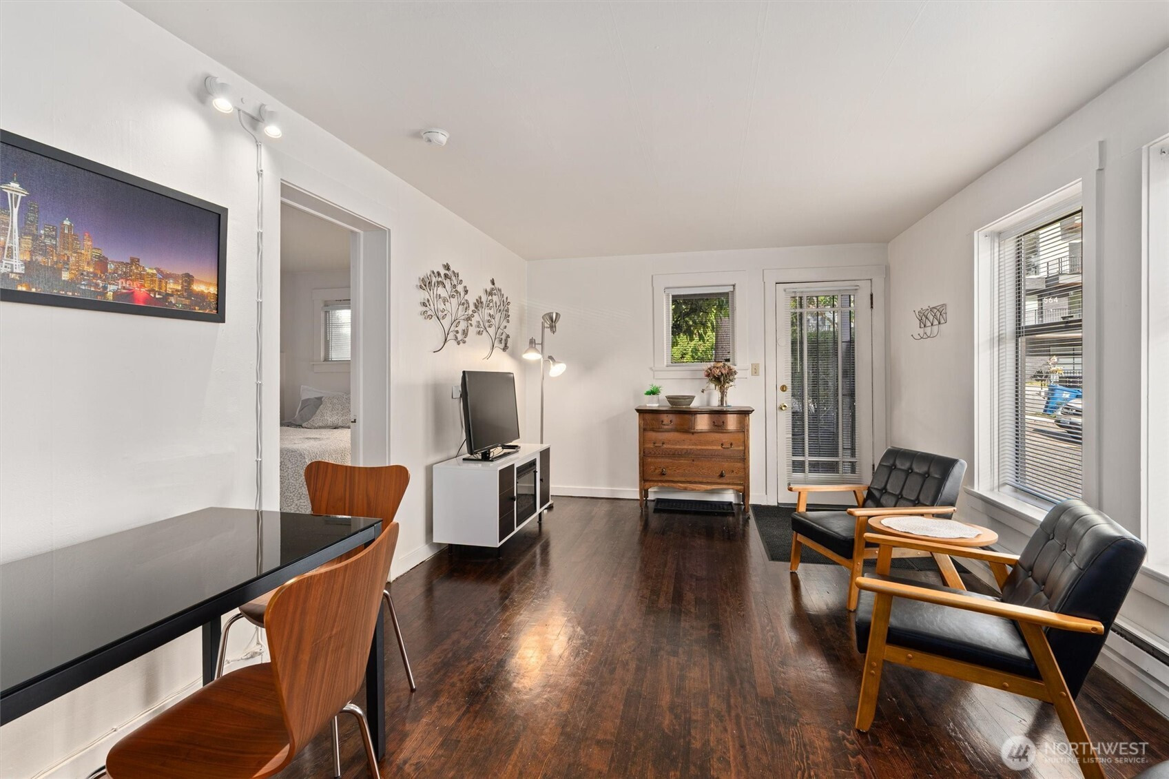 561 Lee Street, Seattle, WA 98109