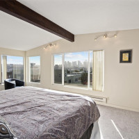 561 Lee Street, Seattle, WA 98109