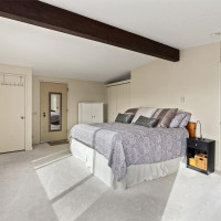 561 Lee Street, Seattle, WA 98109