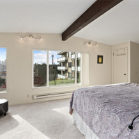 561 Lee Street, Seattle, WA 98109