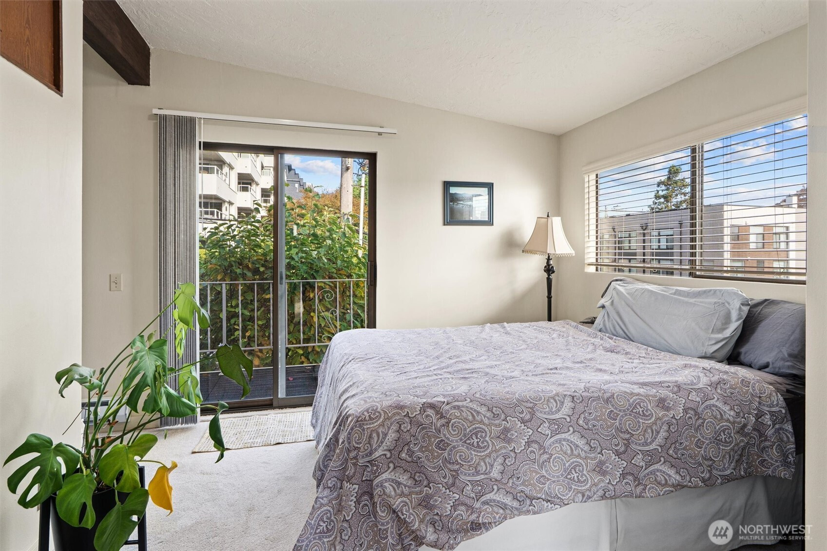 561 Lee Street, Seattle, WA 98109