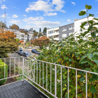 561 Lee Street, Seattle, WA 98109