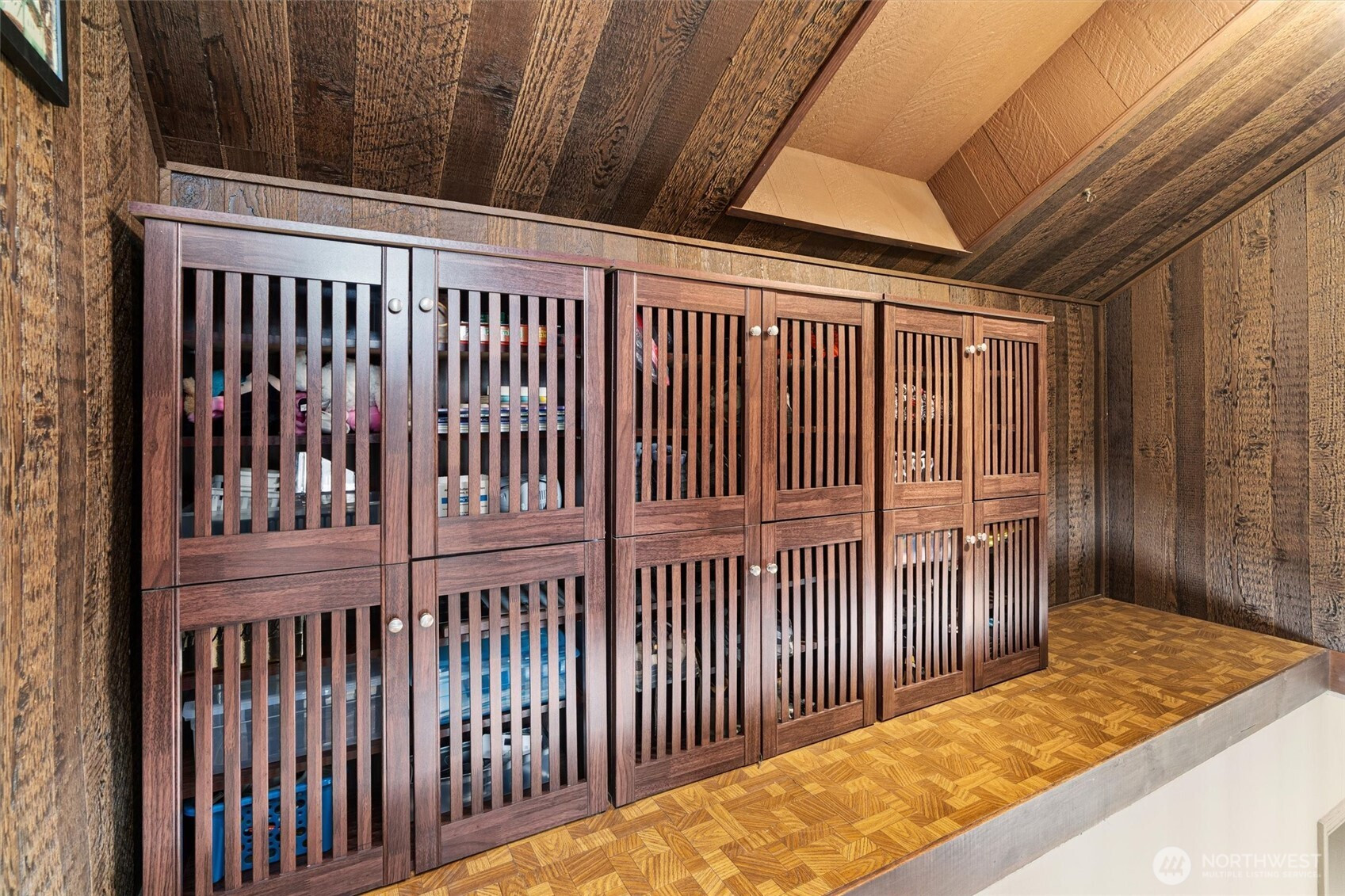 561 Lee Street, Seattle, WA 98109