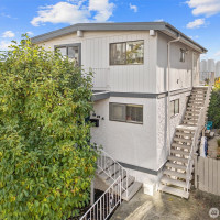 561 Lee Street, Seattle, WA 98109