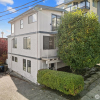 561 Lee Street, Seattle, WA 98109