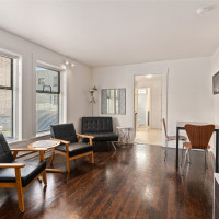 561 Lee Street, Seattle, WA 98109