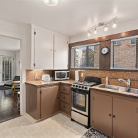 561 Lee Street, Seattle, WA 98109